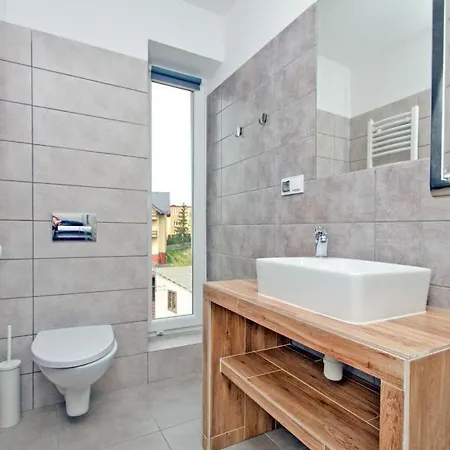 Rudnik Z Basenem, Sauna I Bania פארק נופש Chłapowo