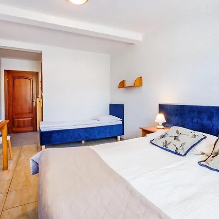 Rudnik Z Basenem, Sauna I Bania פארק נופש