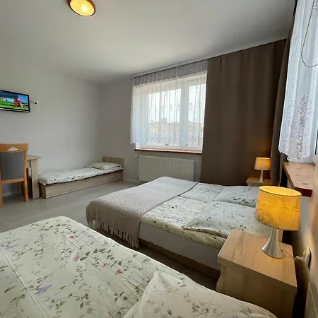 Rudnik Z Basenem, Sauna I Bania *