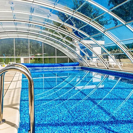 פארק נופש Rudnik Z Basenem, Sauna I Bania Chłapowo