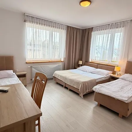 Rudnik Z Basenem Kompleks wypoczynkowy *