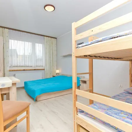 Rudnik Z Basenem, Sauna I Bania פארק נופש Chłapowo