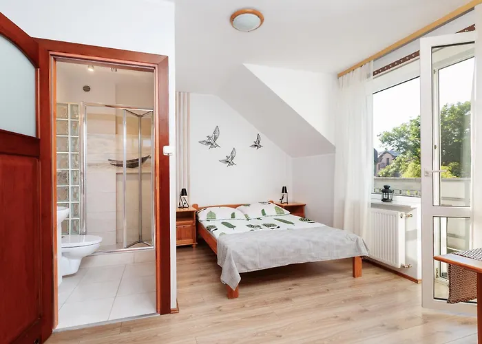 Rudnik Z Basenem, Sauna I Bania منتزه العطل Chłapowo